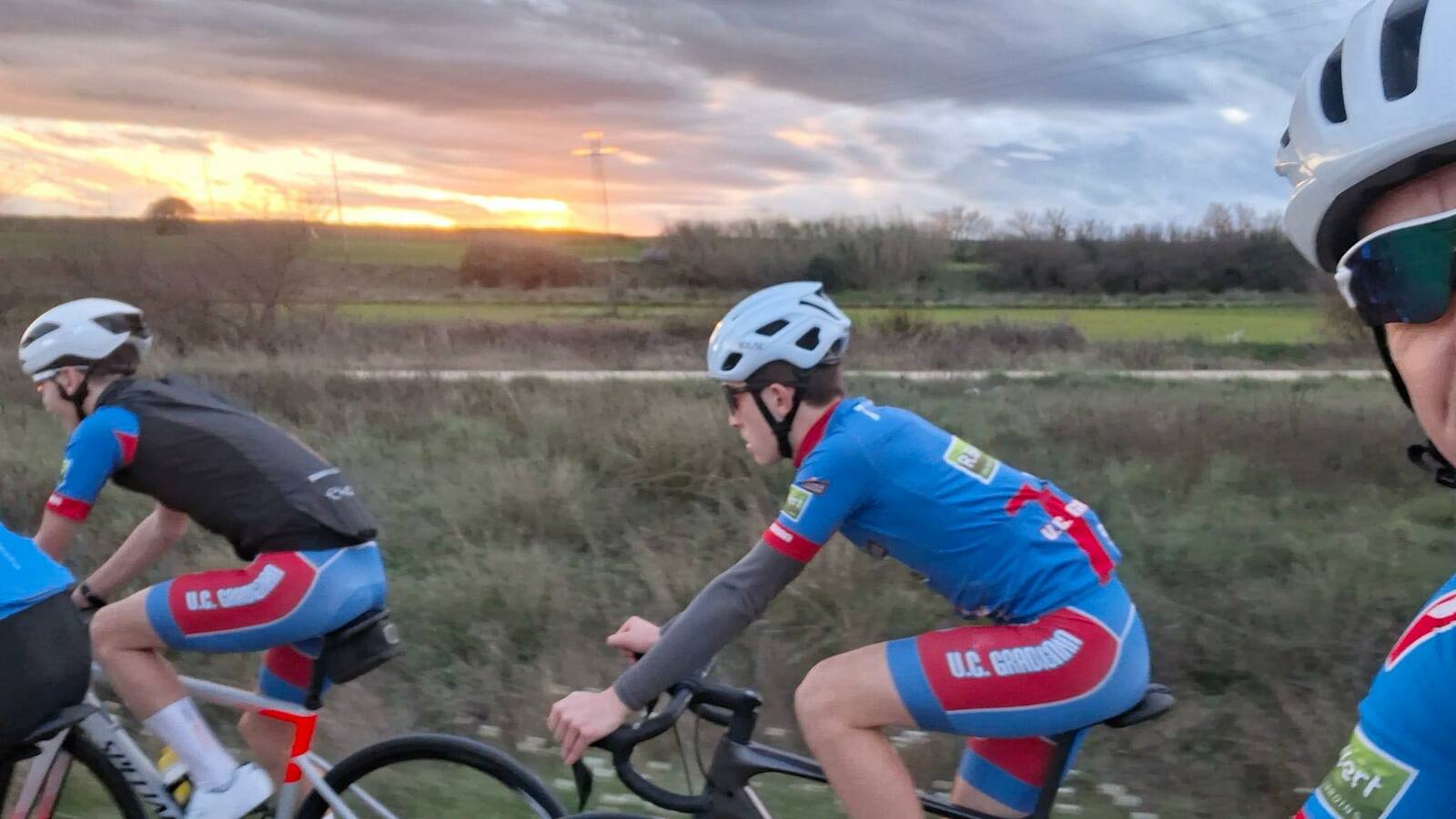 Stage Espagne – Jour 1 : Soleil, motivation et premier coup de pédale